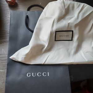Gucci dust bag & shopping bag